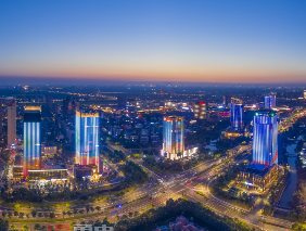 紅動潮城！勇電城市級燈光智控平臺助力海寧演繹時代精彩